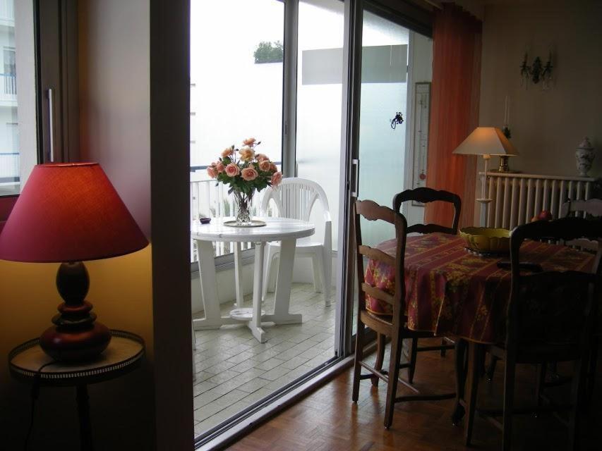 Karolina Properties - Appartement Commodore Croisette Канни Номер фото
